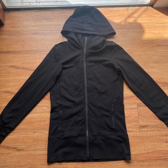 Lululemon Women's Black and Grey Jacket - Picture 6 of 8
